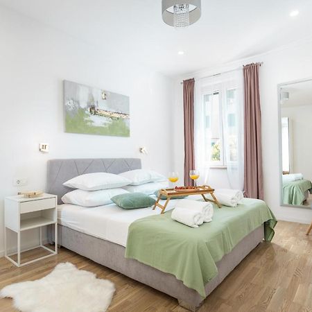 Star Music Apartment Сплит Екстериор снимка