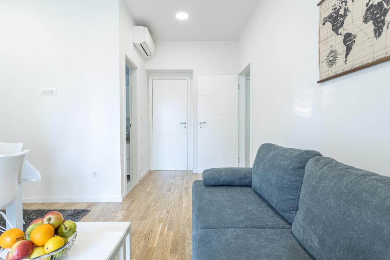 Star Music Apartment Сплит Екстериор снимка