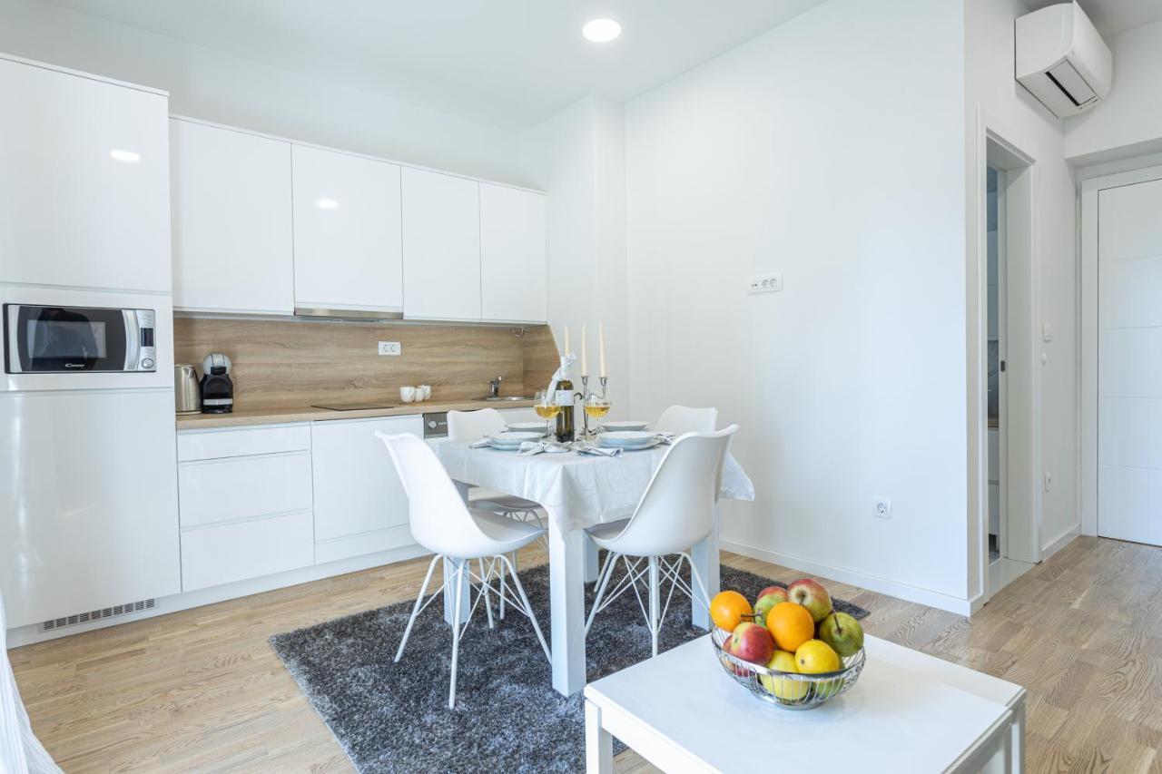 Star Music Apartment Сплит Екстериор снимка