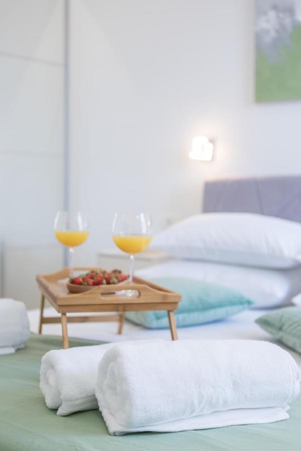 Star Music Apartment Сплит Екстериор снимка