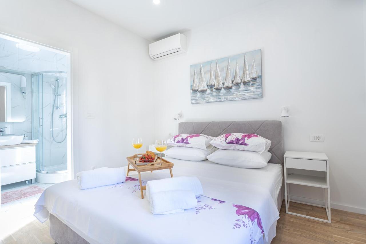 Star Music Apartment Сплит Екстериор снимка