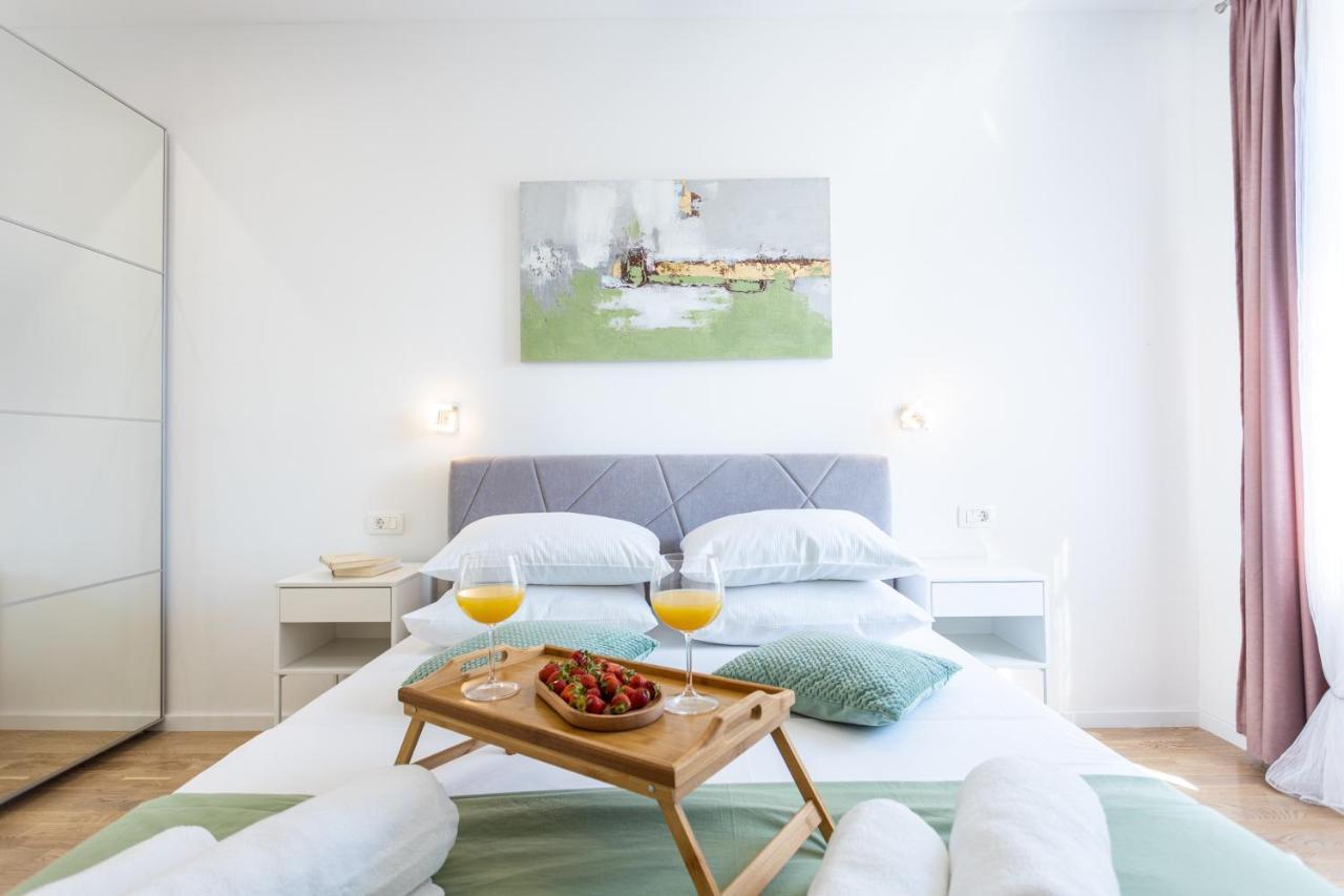 Star Music Apartment Сплит Екстериор снимка